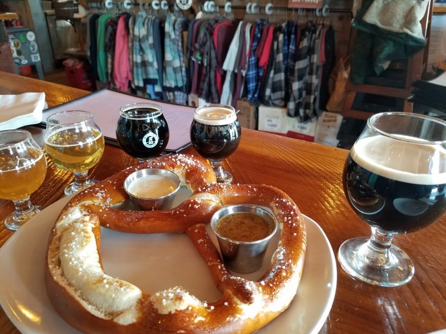 Dewey Beer Co.