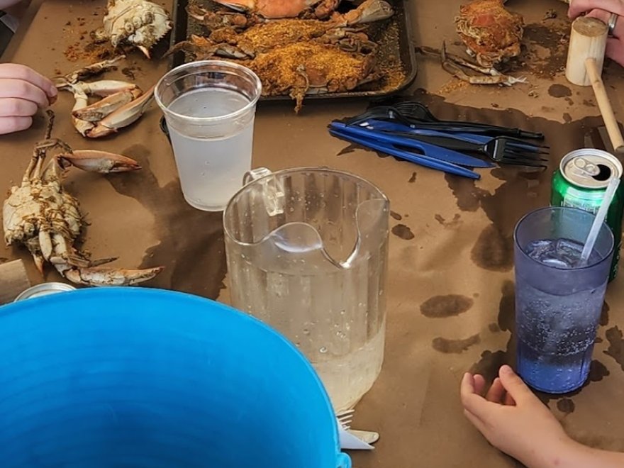 The Surfing Crab Restaurant and Bar
