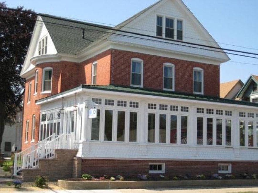 Savannah Inn